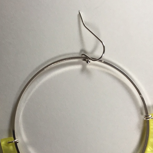 Hoop earrings in yellow & silver NWT - Picture 3 of 3